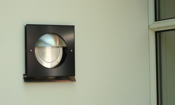 Deluxe Fassadenabdeckung PREMIUM LINE - KAPPA - Ø 100 mm - SCHWARZ
